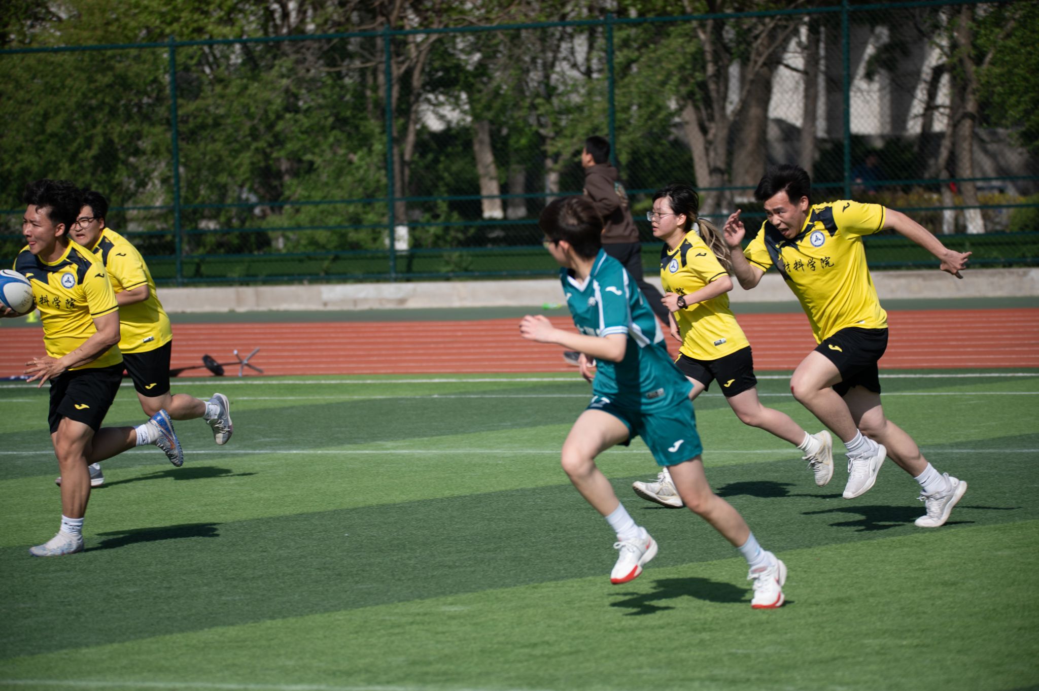 东北大学“刘长春杯”首届触式橄榄球赛举行(图3)