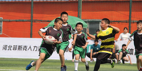 管虎监制李九霄王千源领衔主演 喜剧电影《冲·撞》定档5月17日(图1)