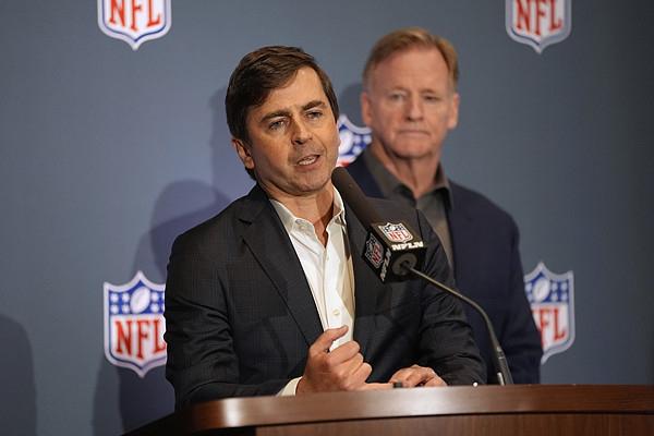 NFL全票通过：美国职业橄榄球选手将出战洛杉矶奥运会腰旗橄榄球(图1)