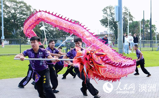 第三届端午主题澳式橄榄球比赛在悉尼举行(图2)