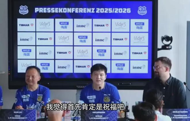 35岁霉霉订婚带火哪些品牌？拉夫劳伦秒售罄珠宝手表全火了～(图3)