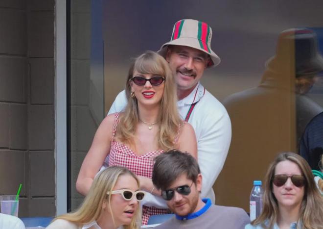 35岁霉霉订婚带火哪些品牌？拉夫劳伦秒售罄珠宝手表全火了～(图28)