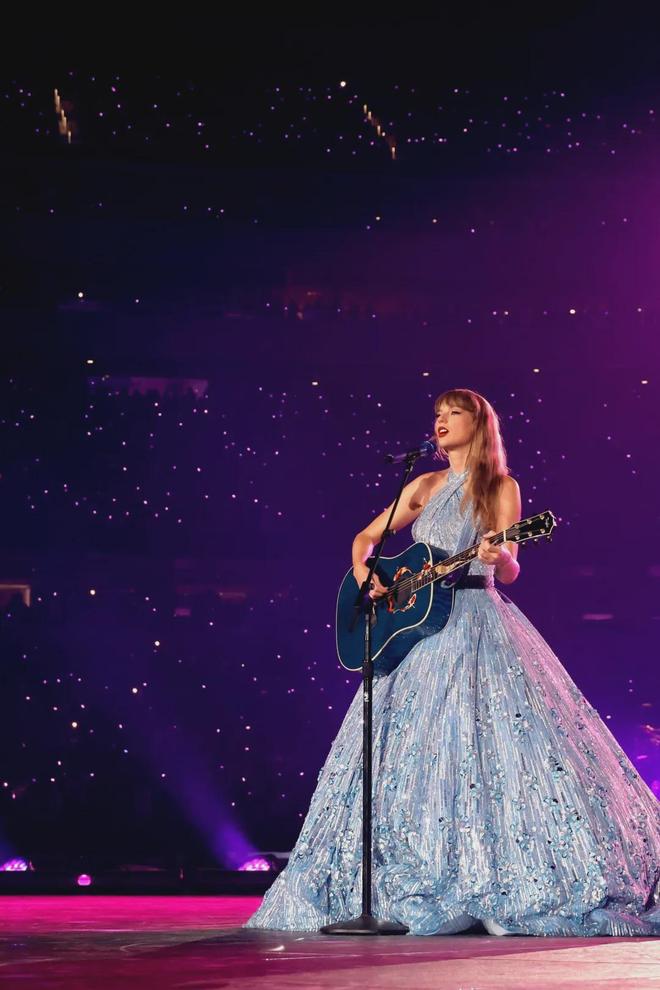 35岁霉霉订婚带火哪些品牌？拉夫劳伦秒售罄珠宝手表全火了～(图24)