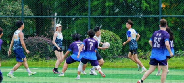 告别“暴力”印象解锁橄榄球的正确打开方式(图4)