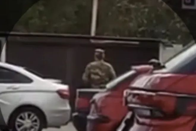 乌克兰定点清除俄中校冯德莱恩拨款23亿美元为乌克兰采购无人机 狼叔看世界(图1)