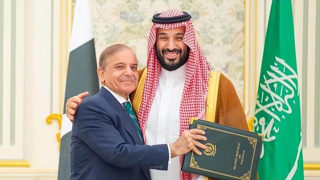 普京的狠招：重新武装叙利亚猛戳美国软肋让特朗普腹背受敌(图7)