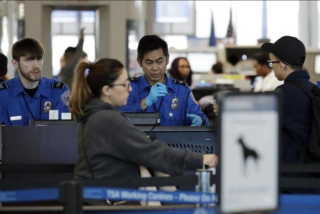 自作自受！美号称全球最强军队却要士兵贷款上班难怪军力下降(图8)