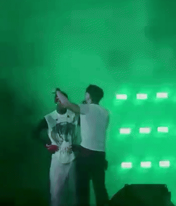 应援Travis Scott三亚演唱会辣妹应该穿什么？（高清无码轮椅教程）(图24)