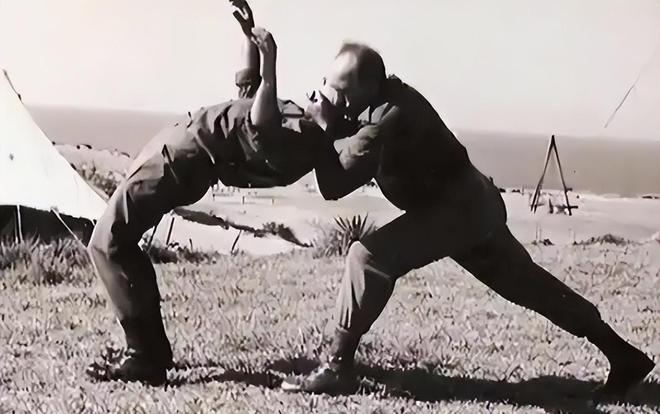 1950年美国拳击冠军与志愿军肉搏晚年回忆：能活着就是幸运(图13)