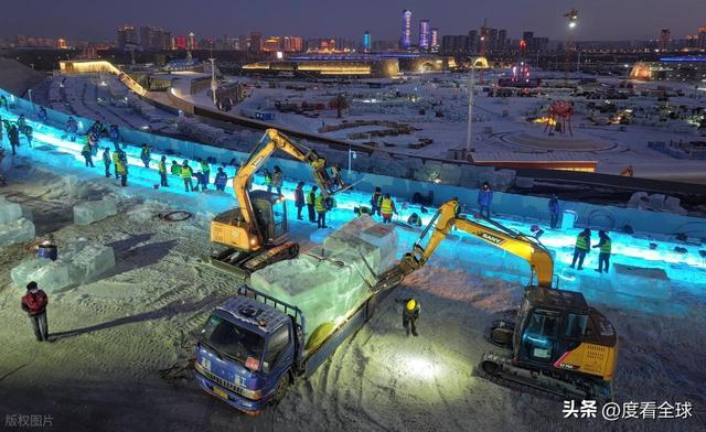 沸腾全网！哈尔滨冰雪大世界夜建名场面今年必火的冬日顶流(图9)