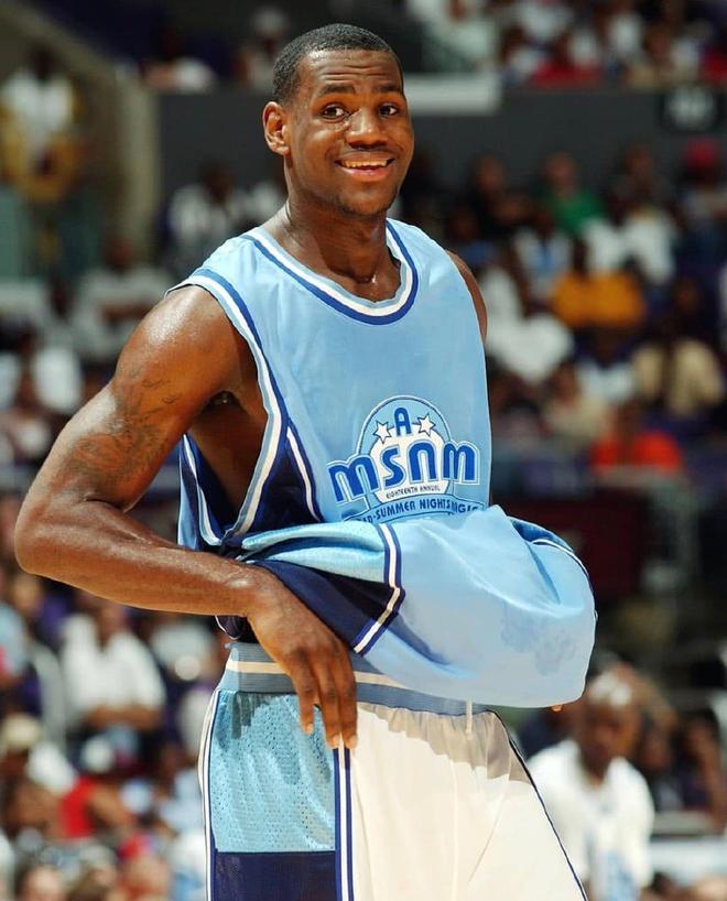 詹姆斯逆天改命全解析：12次搬家+睡下水道如何炼就历史第一人？(图4)