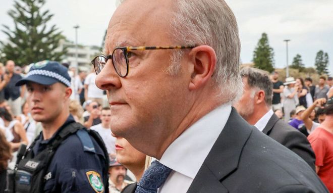 炸裂！全民破产潮席卷澳洲27亿医保卡退款没人领？澳洲富豪榜前十大换人！(图1)