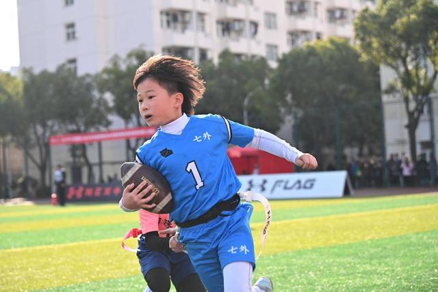 从校园奔向奥运2025中国橄榄球协会腰旗橄榄球校园挑战赛上海站举行(图3)