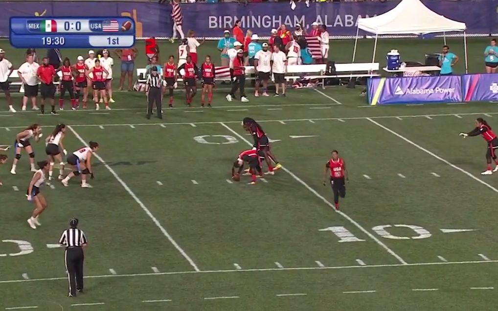 美式女子橄榄球扒球衣(图1)